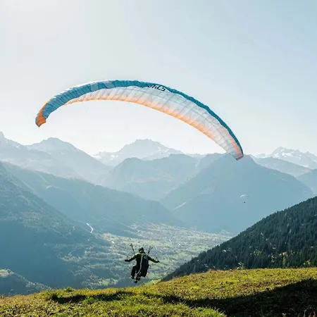 Appartmenthaus Bergfreund アパート *